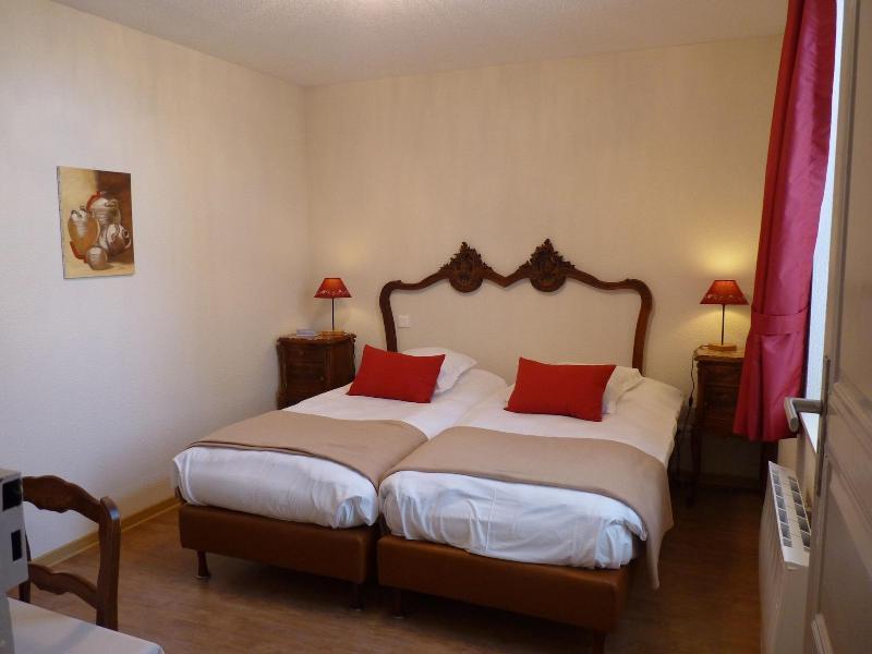 Logis Hotel Notre-Dame De Bonne Fontaine Danne-et-Quatre-Vents エクステリア 写真