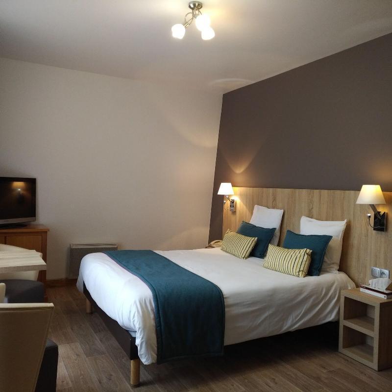 Logis Hotel Notre-Dame De Bonne Fontaine Danne-et-Quatre-Vents エクステリア 写真